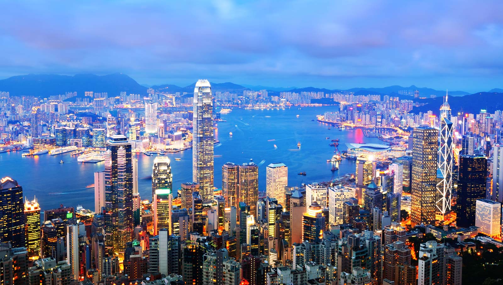 DESTINATION-EXPERT-8–HONG-KONG1